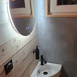 Tiny House Chez Lili 木屋